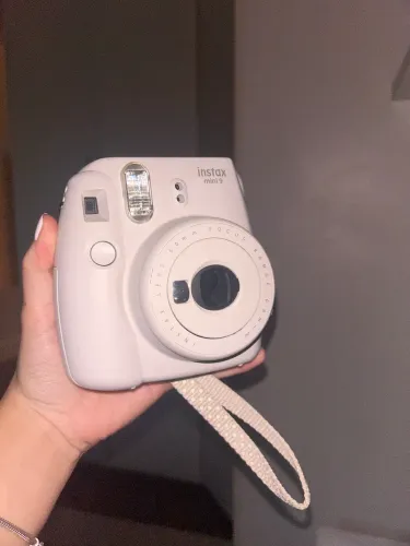Câmera Polaroid instax Fujifilm mini 9 + lente 