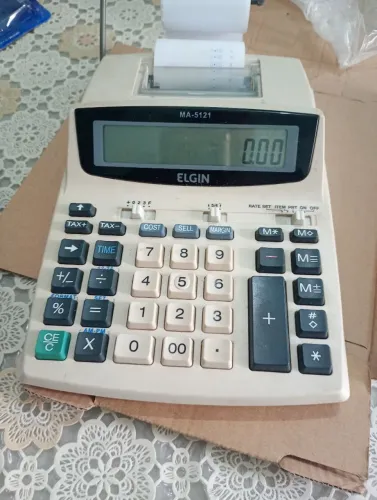 Calculadora de mesa ELGIN