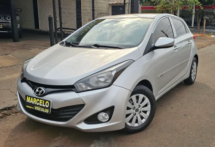 HYUNDAI HB20 1.0 HATCH COMFORT PLUS FLEX COMPLETO 2012/2013 // PNEUS NOVOS // REVISADO