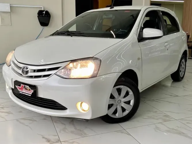 Toyota Etios XS 1.5 Flex 16V 5P Aut. 2017
