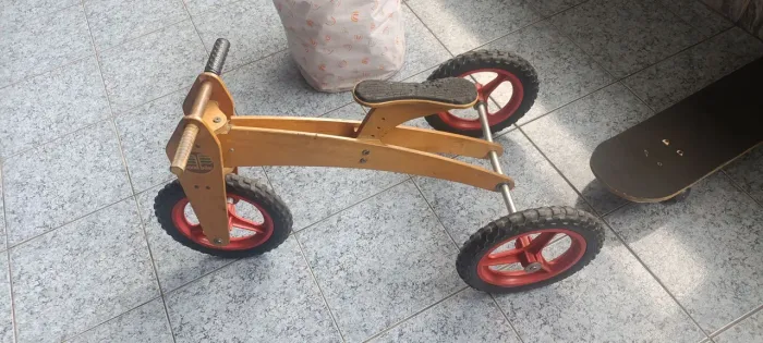 Bike pedagogia de madeira 