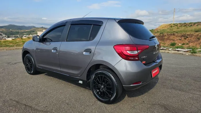 Renault Sandero Life Flex 1.0 12V 5P Mec. 2021