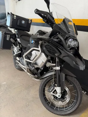 GS 1250 adventure triple black