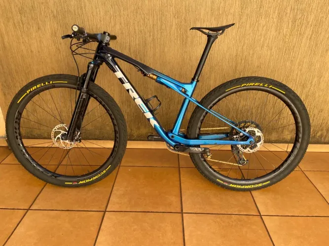 Trek Supercaliber 9.8 - Carbono - AXS XX1 - Tamanho M