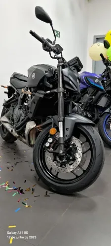 MT-07 CONNECTED - PURA TORQUE