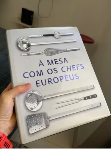 À Mesa com os Chefs Europeus