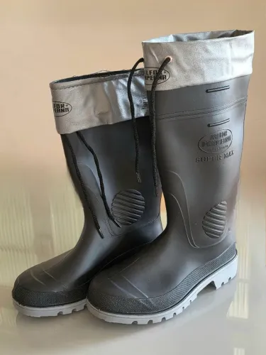 BOTA/GALOCHA PVC C/ POLAINA - Conforto e Proteção