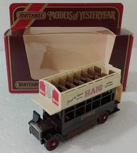 Matchbox Lesney Yesteryear - A.E.C. S Type Bus Y-23 (Haig)