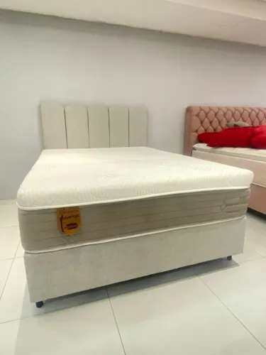 COLCHÃO CASAL DE SHOWROOM 50% DESCONTO