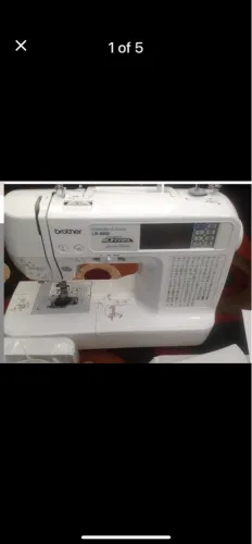 Máquina de Costura e Bordado