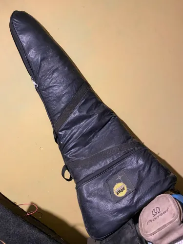 Capa de guitarra anos 90