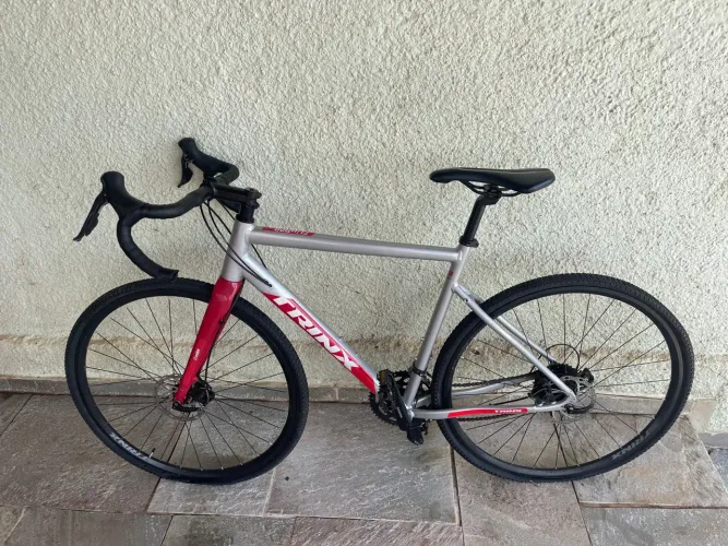 VENDO BICICLETA GRAVEL TRINX CLIMBER SEMI NOVA