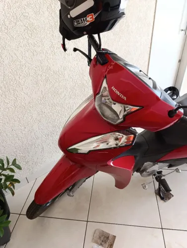 Honda Biz 2024 125 nova