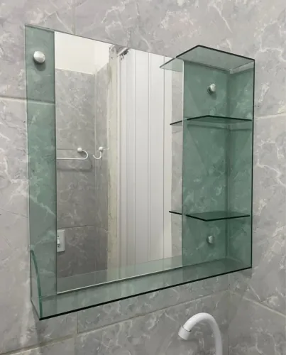Armário de Banheiro em Vidro com Espelho