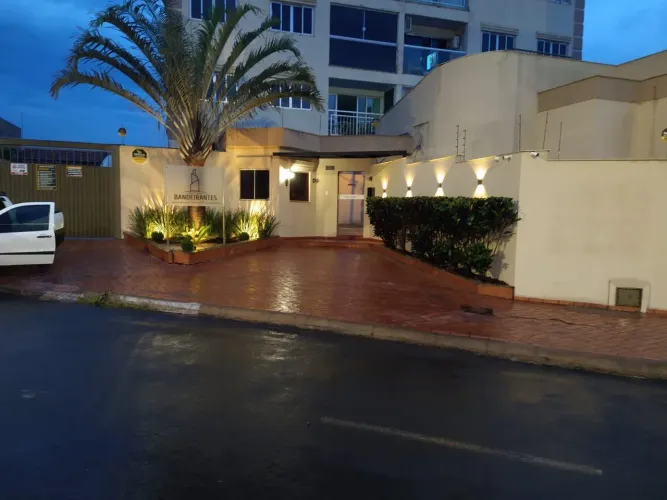 Aluguel Apartamento 3Q Rio Verde