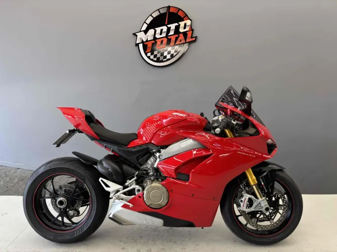 Ducati Panigale v4 s 2019