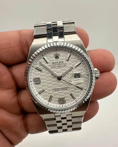 Relógio em Aço Inoxidável Estilo Rolex Land-Dweller 