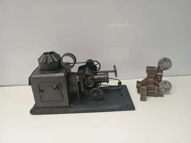 Miniatura Antigo Projetor De Filmes Retrô para decoração