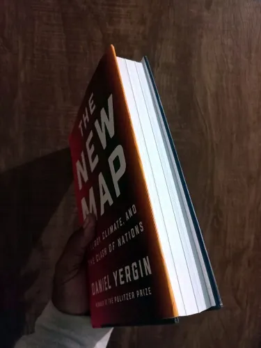 The New Map: Energy, Climate, and the Clash of Nations (EN)