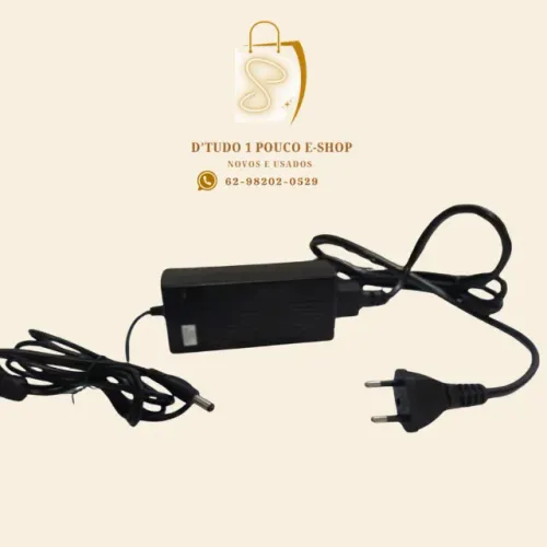 Fonte de alimentação bivolt chaveada FJ-SW1203000T 12V 3000mA