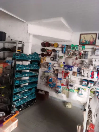 Vendo depósito de material de construção