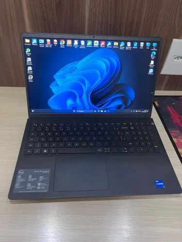 COMPUTADOR DELL INSPIRON 15 conservado (BARATO!!!)