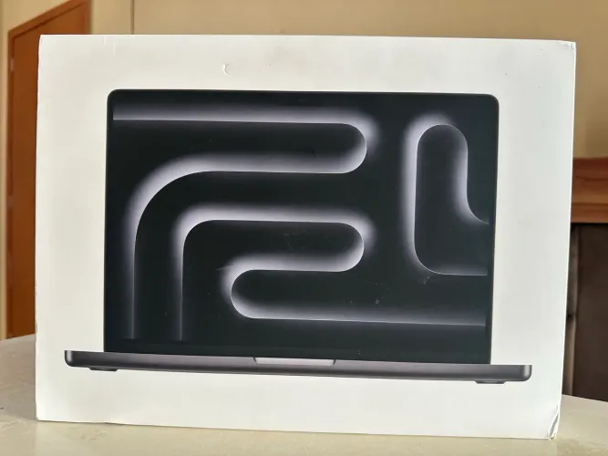 MacBook Pro M5 24GB - 1TB SSD lacrado 