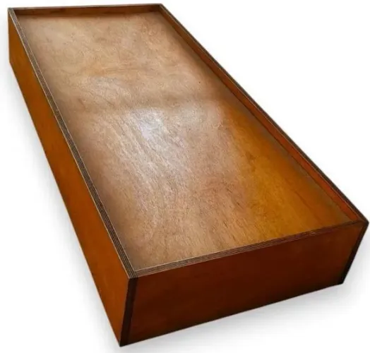 Base em madeira maciça clara nobre Cama box infantil ou Sofá de chão/Puff*