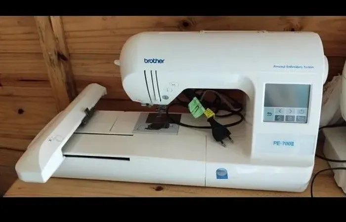 Máquina de Bordado Computadorizada Brother - Estado de Nova!