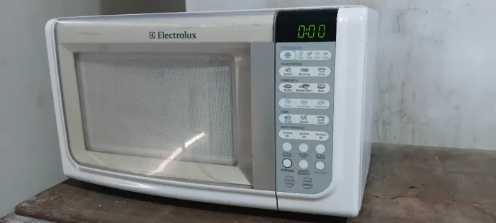 Microondas eletrolux 23 litros