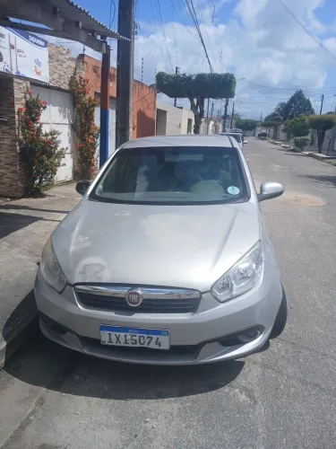 Fiat Grand Siena Essence Dual. 1.6 Flex 16V 2016