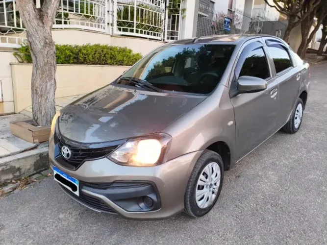 Toyota Etios X Plus Sedan 1.5 Flex 16V 4P Mec. 2020
