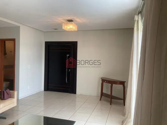 Apartamento semi mobiliado com três suítes incluindo uma master, Edifício Buritis nos Três
