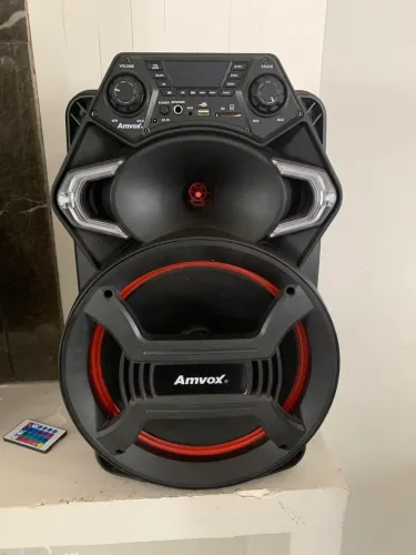 Caixa de som amvox 550w