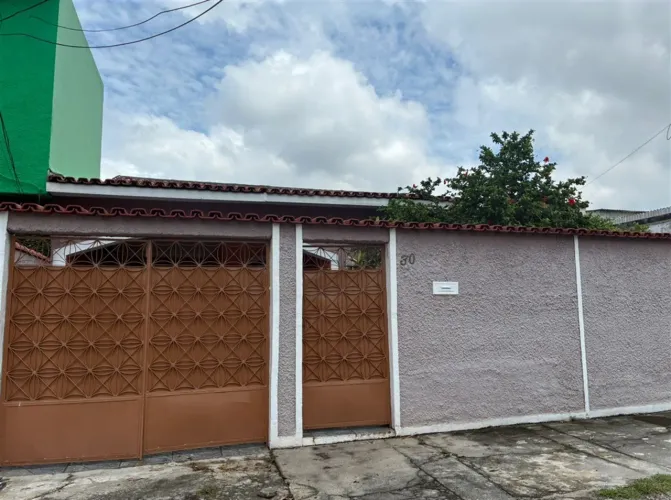 Casa à venda em excelente bairro de Campo Grande