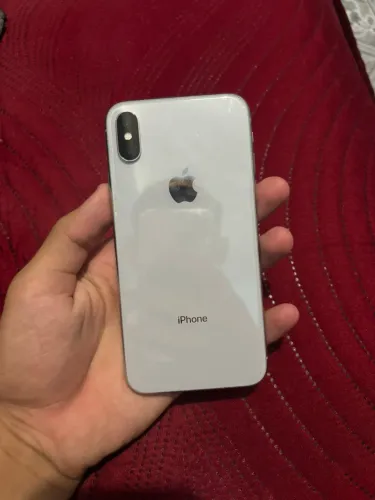 iPhone X 256gb, com 1 detalhe