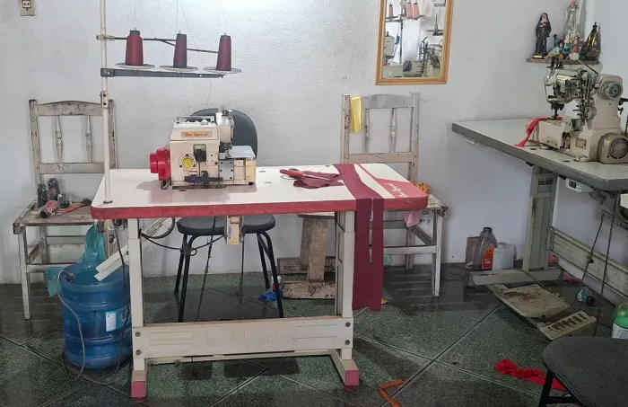 Máquina Overlock (Sun Special)