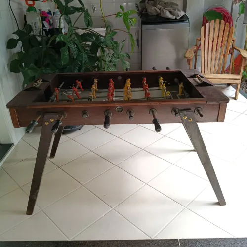 Mesa de pebolim totó antiga 