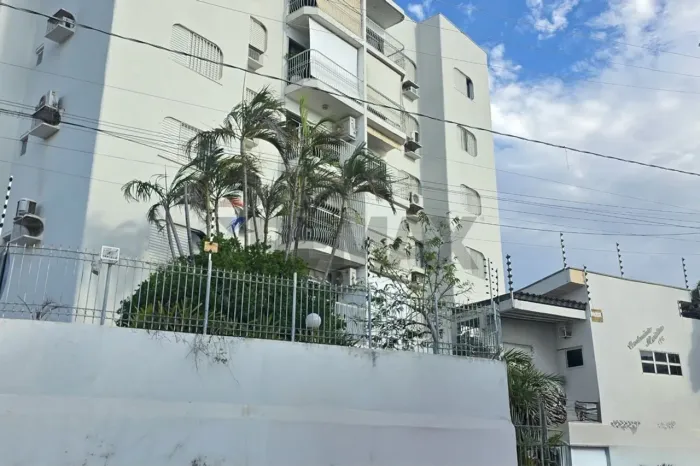 Apartamento no Edifício Condomínio Meridien - Bairro Poção