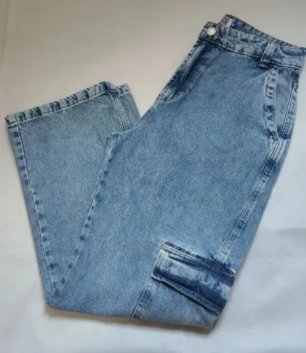 Calça jeans cargo