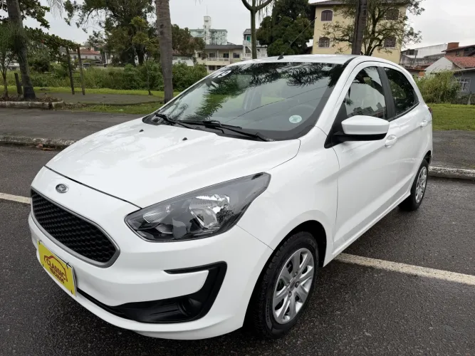 Ford KA 1.5 Sedan SE Plus 12V Flex 4P Mec. 2019