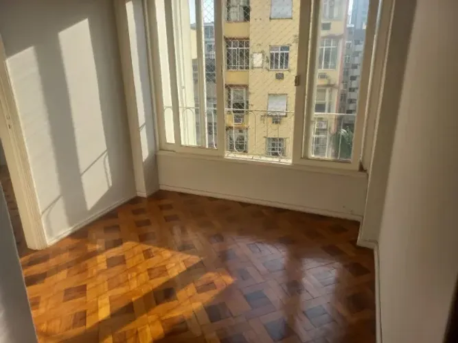 Apartamento para alugar, sala e quarto no Flamengo.