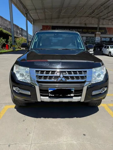 Mitsubishi Pajero HPE Full 3.2 4X4 T.i.dies. 5P AUT 2016