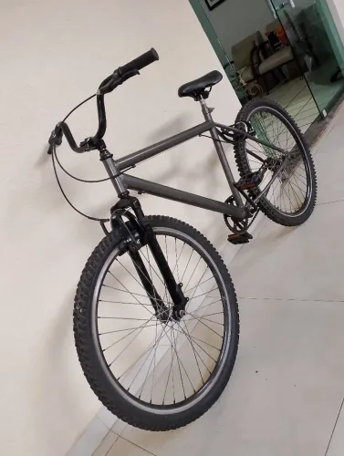 Bicicleta aro 26 top linda 