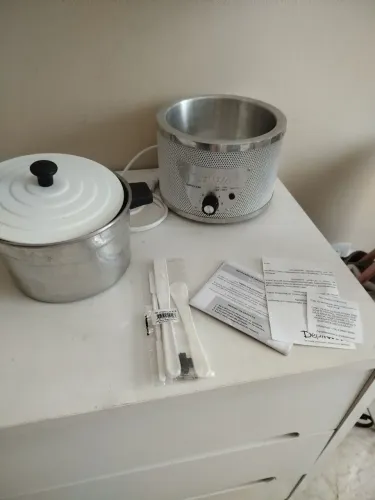 Panela depilatório profissional Nova na caixa 