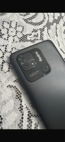 Celular semi novo