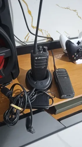 Rádio Bidirecional Motorola DEP 450 VHF