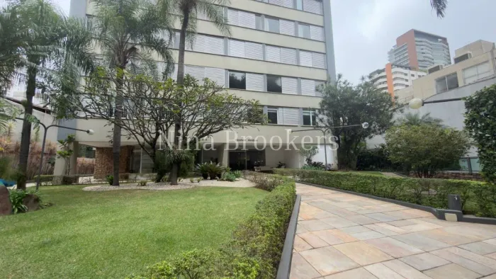 Apartamento a Venda na Rua Oscar Freire