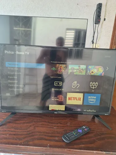 TV SMART PHILCO ROKU 32 POLEGADAS FUNCIONANDO PERFEITAMENTE ACEITO CARTÃO DE CRÉDITO
