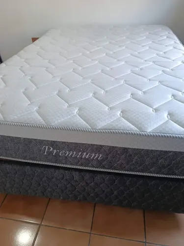 Cama de casal molas ensacadas